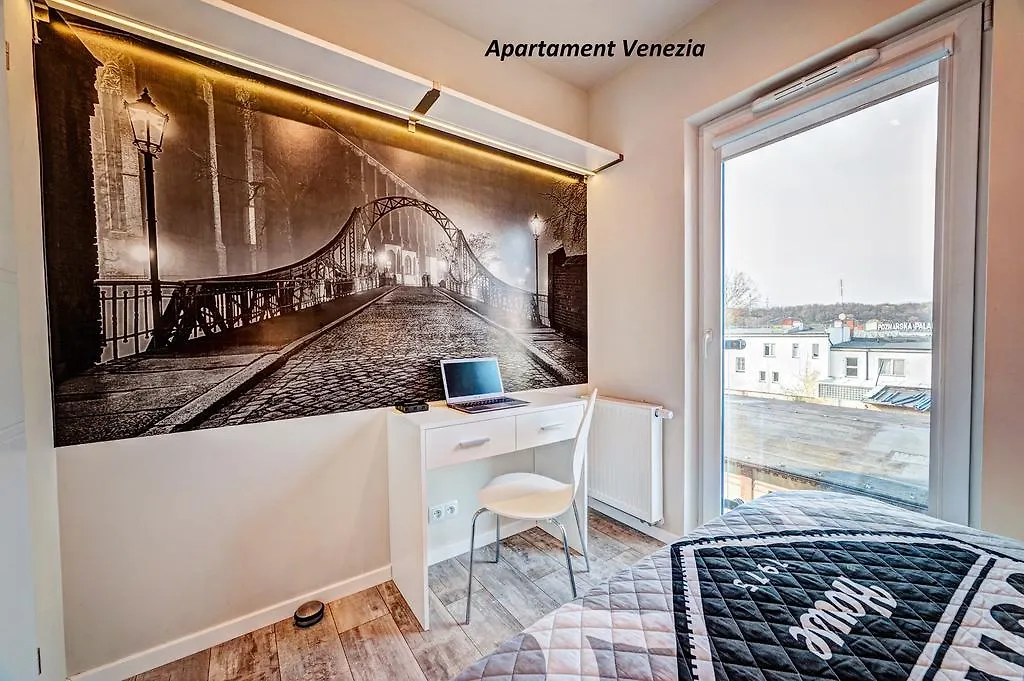Apartamenty Homely Place Casa Verona - Stary Rynek - Parking Poznań 0*,